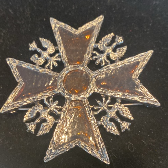 Vintage Maltese Cross, Goldtone Metal, Stained Glass Brooch - Picture 1 of 3
